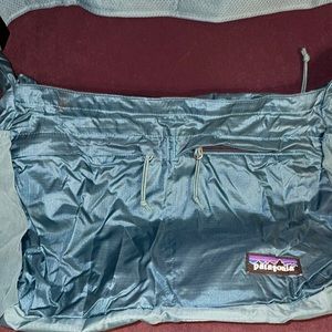 Patagonia lightweight travel 15L courier bag